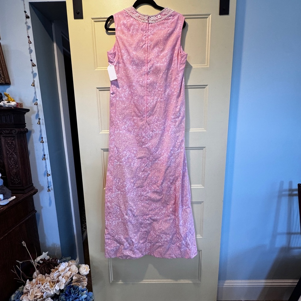 The Lilly Vintage Lilly Pulitzer Pink & White Floral Maxi Dress - Picture 2 of 9